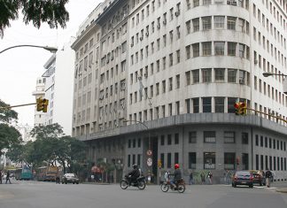 Suspenden la emisión de pólizas a Aseguradora Federal Argentina