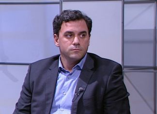 «El que apuesta al servicio gana»