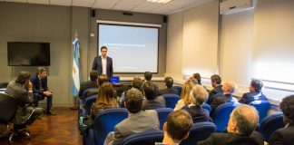 Encuentro con el Ministerio de Finanzas y el Ministerio de Hacienda