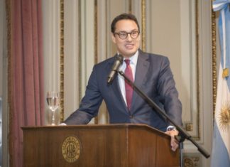 Cuccioli: “La actualización de los incentivos fiscales para seguros de vida y retiro formará parte de la nueva Ley de Mercado de Capitales”