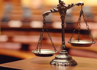No aplican la exclusión de cobertura por parentesco luego del divorcio