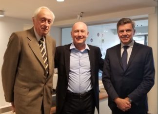 Nuevas tecnologías: premio internacional para eColón y reconocimiento de AACS