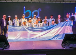 Delegación de La Segunda viaja al Mundial