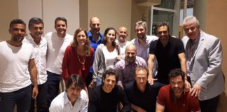Omint ART, alentando al equipo argentino de Copa Davis