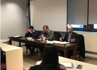 Reunión entre la AACS y la UIF