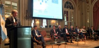 Funcionarios y empresarios del sector celebraron el Día del Seguro