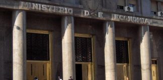 Reestructuración de la deuda pública nacional emitida bajo ley local ministerio economia reestructuracion deuda publica