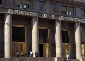 Reestructuración de la deuda pública nacional emitida bajo ley local ministerio economia reestructuracion deuda publica