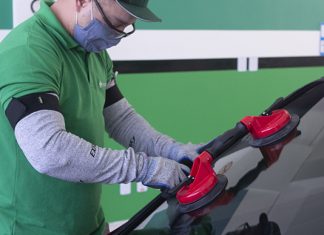 Pilkington avanza con las capacitaciones pilkington capacitaciones fitting academy 2