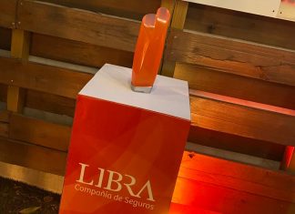Reconocidas personalidades recibieron el Premio Actitud Libra en 2021 premio actitud libra reconocidas personalidades