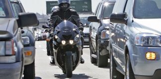 Marzo: caída interanual del patentamiento de autos e incremento del de motos acara marzo patentamiento autos motos 2022