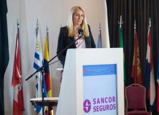Decarre expuso en el Seminario Latinoamericano de Seguros y Reaseguros fapasa decarre seminario latinoamericano seguros reaseguros