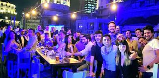 Junto con otras asociaciones, AAPAS Jóvenes cerró el año con un after office aapas jóvenes after office asociaciones