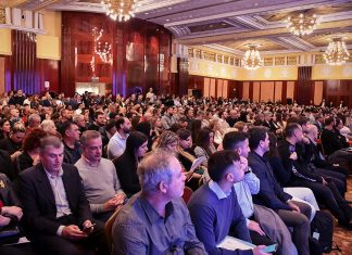 A sala llena, comenzó la jornada Productos y Tecnología 2023, organizada por Todo Riesgo todo riesgo sala llena jornada productos y tecnologia 2023