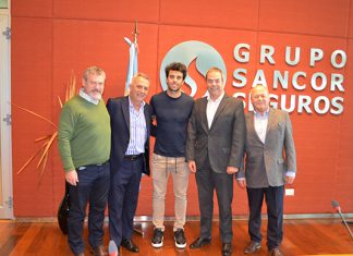 Grupo Sancor Seguros fue visitado por el piloto “Manu” Urcera en su casa central grupo sancor seguros piloto manu urcera casa central