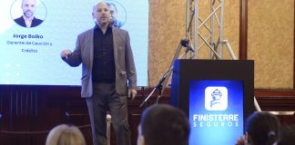 Díaz: “Queremos una aseguradora abierta las 24 horas del día los 365 días del año» díaz finisterre seguros aseguradora abierta horas año