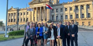 Montevideo: FAPASA se hizo presente en la VII Cumbre Iberoamericana del Seguro fapasa montevideo vii cumbre iberoamericana seguro