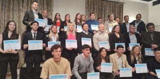 Tandil: APASCBA realizó acto para entregar diplomas apascba fapasa tandil diplomas