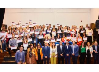 Entrega de diplomas en Misiones a una nueva generación de productores entrega diplomas misiones generación productores