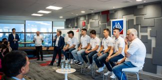 La Caja y el equipo AXION Energy Sport del TC2000 brindaron una charla la caja charla equipo axion energy sport