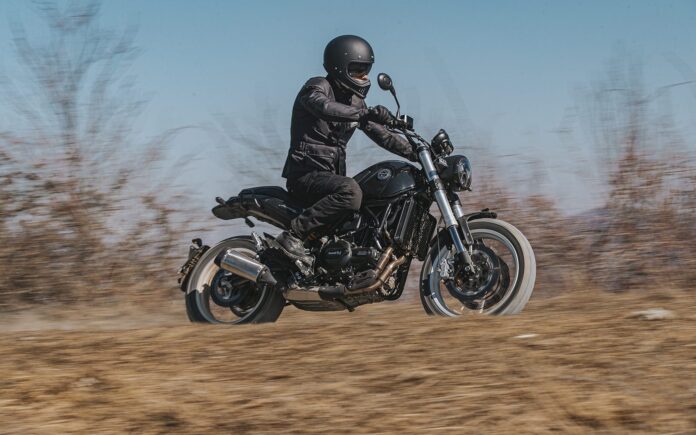 cafam-casco-dia-mundial-cerebro cafam-casco-dia-mundial-cerebro