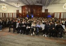 Primeros expositores de la jornada “Mejores Servicios + Nuevos Productos = MAS VENTAS”, organizada por Todo Riesgo primeros jornada más ventas