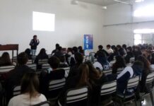 Comenzaron las charlas de seguridad vial en las escuelas secundarias de Concepción del Uruguay charlas seguridad vial concepcion uruguay