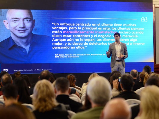 inteligencia artificial industria seguro aws