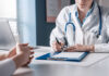 La atención médica más allá del consultorio: el cambio que ya están impulsando los pacientes atencion medica consultorio flux it