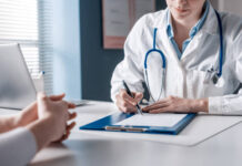 La atención médica más allá del consultorio: el cambio que ya están impulsando los pacientes atencion medica consultorio flux it