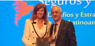 Seminario de Seguros y Reaseguros: la presidente de AALPS recibió un reconocimiento a su trayectoria aalps seminario seguros reaseguros 2026