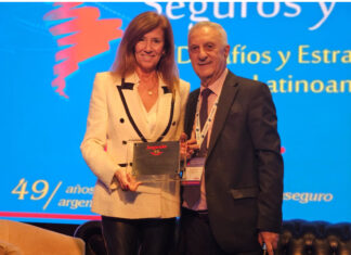 Seminario de Seguros y Reaseguros: la presidente de AALPS recibió un reconocimiento a su trayectoria aalps seminario seguros reaseguros 2026