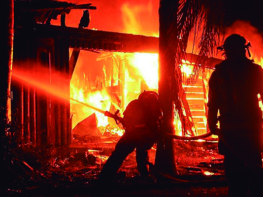 justicia aseguradora casa prefabricada incendio
