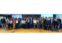 Más participación, nuevas voces y comunidad: desayuno de socios en AAPAS aapas-comision-socios-reunion