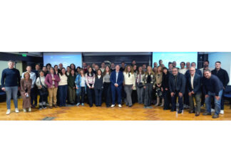 Más participación, nuevas voces y comunidad: desayuno de socios en AAPAS aapas-comision-socios-reunion