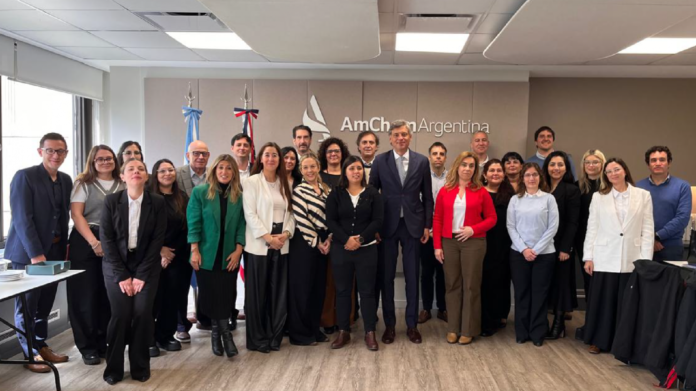 plate-ssn-amcham plate-ssn-amcham